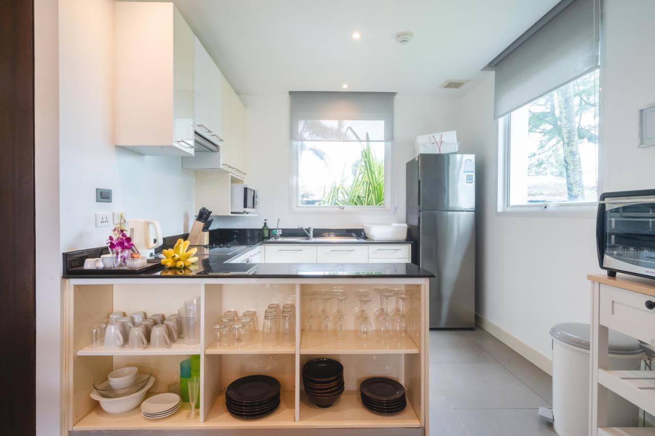 Karon Sea View Beach Apartment Exterior foto