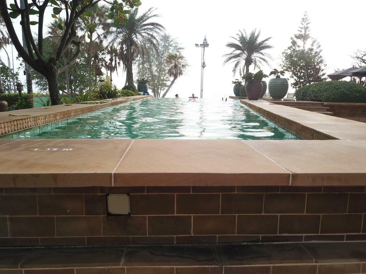 Karon Sea View Beach Apartment Exterior foto